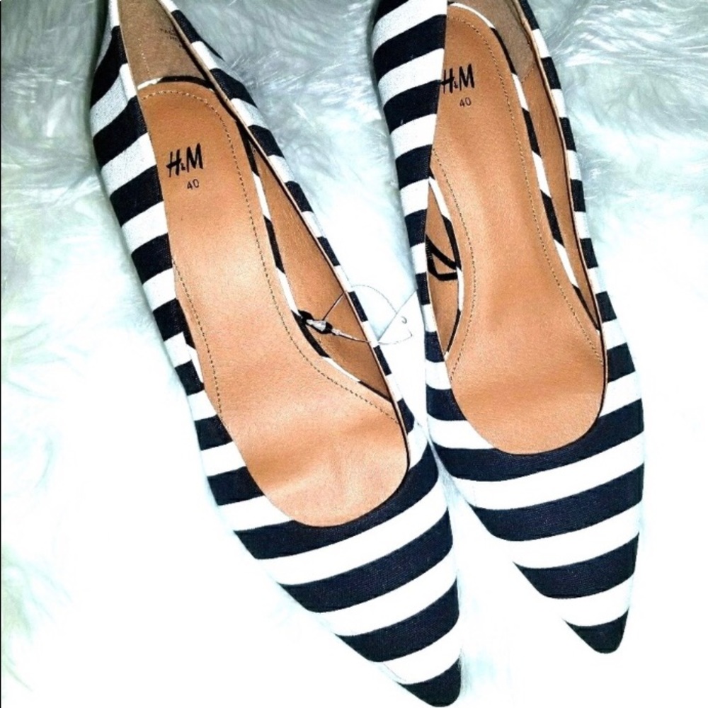 Black and white H&M 2”heels